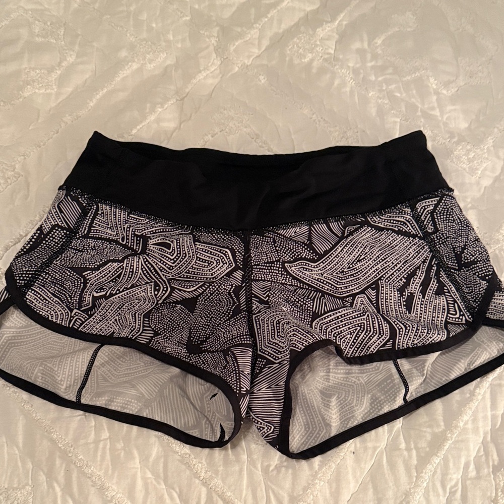 lululemon athletica Black and White Graphic Women's Shorts